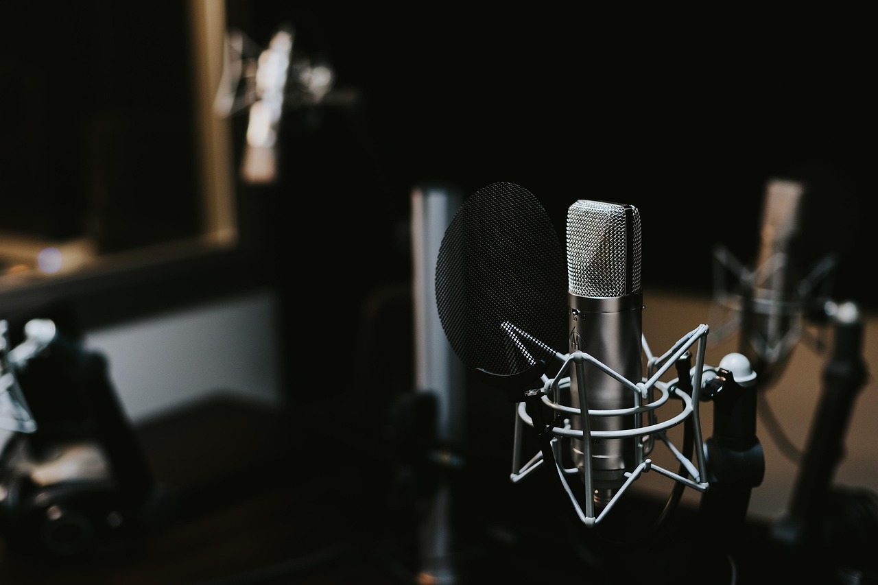 entdecken sie die vielseitigkeit der stimme: von gesang und sprachkunst bis hin zu stimmlicher ausdruckskraft. erfahren sie, wie sie ihre stimme optimal nutzen und trainieren können!