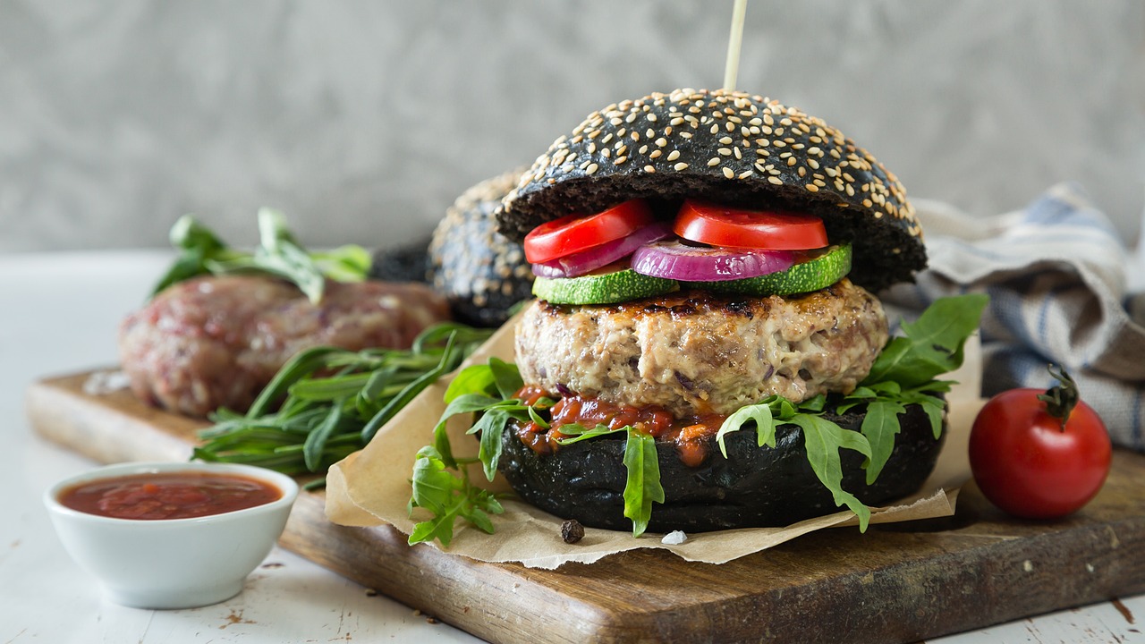 entdecken sie köstliche vegetarische urlaubsrezepte, die ihre feierlichkeiten zu einem fest der aromen machen. von festlichen vorspeisen bis zu herzhaften hauptgerichten – finden sie inspiration für unvergessliche, fleischfreie mahlzeiten, die die ganze familie begeistert.